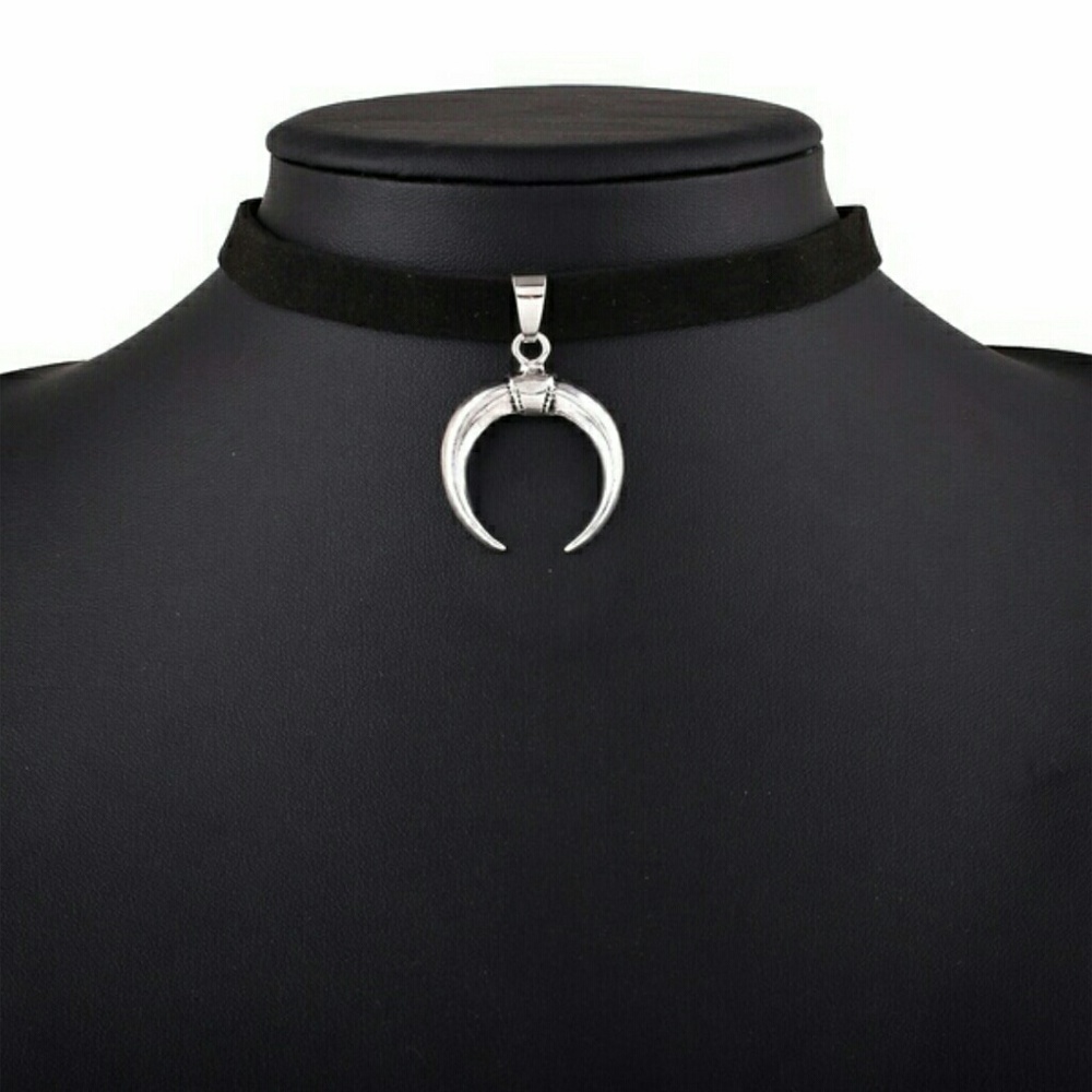 Velvet Boho Crescent Moon Pendant Choker  - Picture 4 of 4